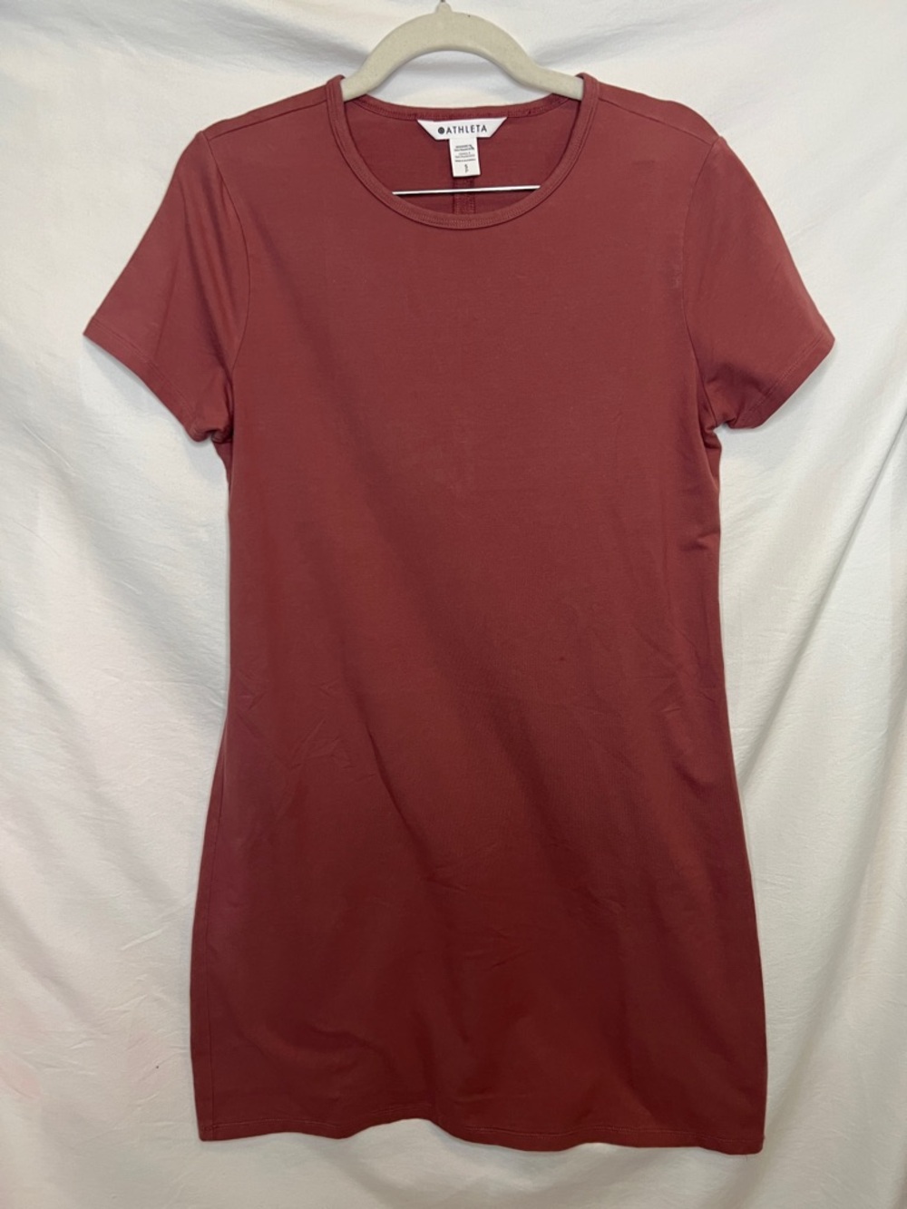 Athleta Short Sleeve Crew Tee Dress in Mauve Rose